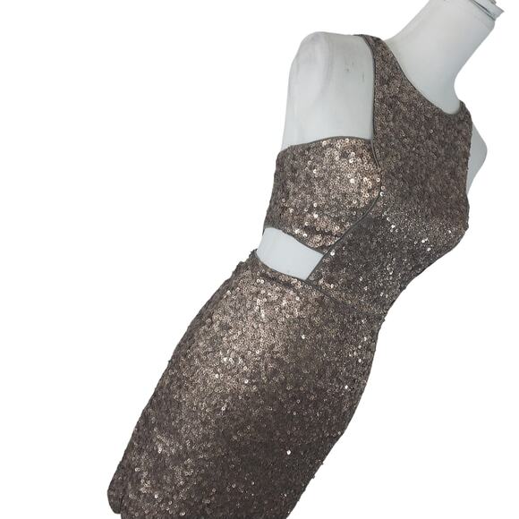 EXPRESS! GOLD SEQUIN EMBELLISHED STRETCH CUTAWAY SIDES, CLUB, PARTY DRESS! SZ 6 - Picture 5 of 10